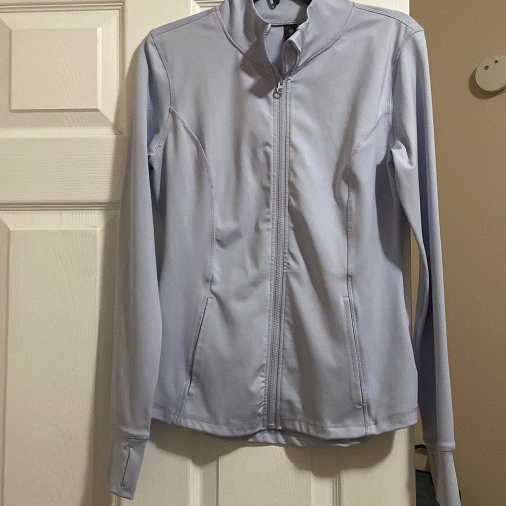 Women’s zip up